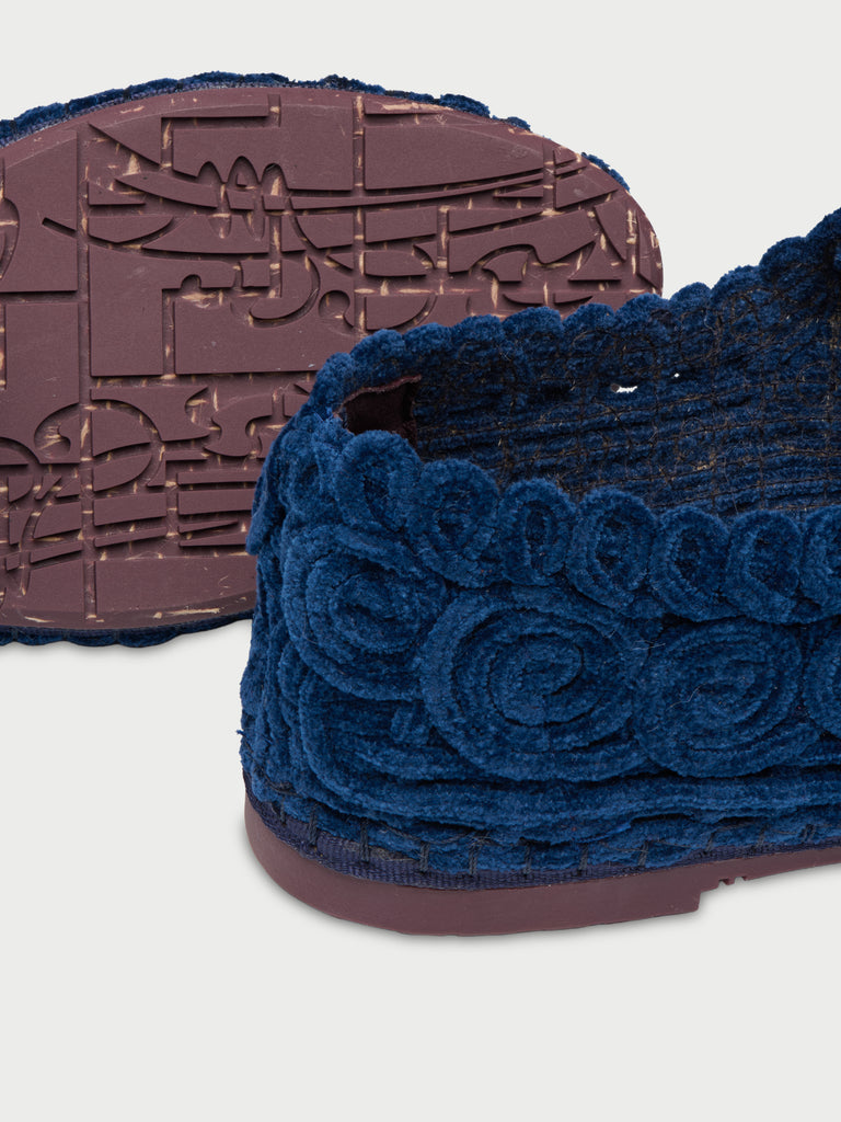 Kyra Navy